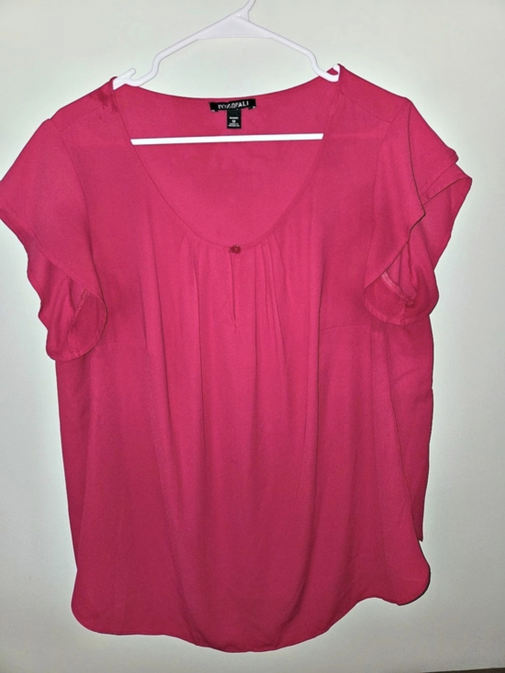 ROZ & ALI Pink Short Sleeve Blouse Like New